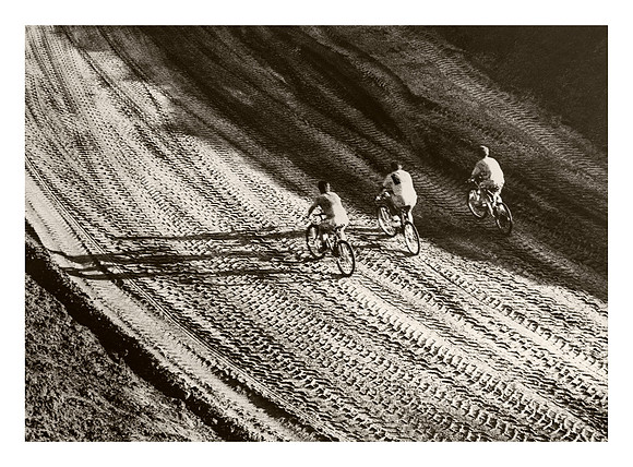 8 - Cycle Track