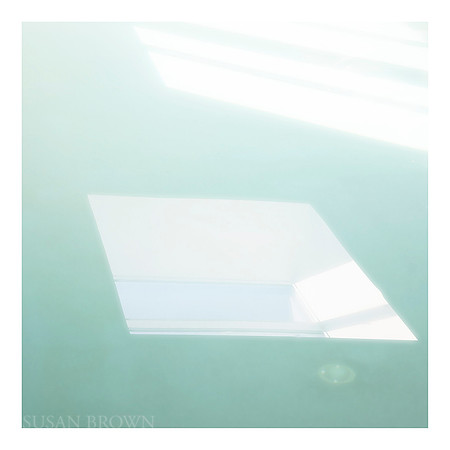 Skylkight Reflections in Swimming Pool.1 psd